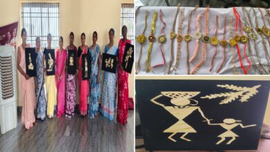 बेकार पैरा से महिलाओं ने बनाया रोजगार का जरिया, 150 महिलाएं बना रहीं राखी-बैज बेकार पैरा से महिलाओं ने बनाया रोजगार का जरिया, 150 महिलाएं बना रहीं राखी-बैज