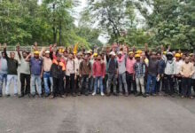वेतन नहीं मिलने पर बंसल इंफ्राटेक के 150 श्रमिकों ने काम बंद कर किया प्रदर्शन
