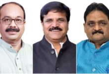 कांग्रेस नेताओं पर एफआईआर के बाद गरमाई राजनीति, कांग्रेस ने घेरा सरकार को, भाजपा का पलटवार कांग्रेस नेताओं पर एफआईआर के बाद गरमाई राजनीति, कांग्रेस ने घेरा सरकार को, भाजपा का पलटवार