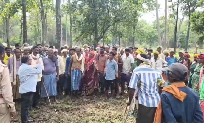 वन विभाग की कार्रवाई से मचा हड़कंप, ग्रामीणों के विरोध के बाद बनी तनावपूर्ण स्थिति