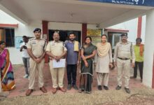रेलवे कैंटीन में नौकरी का झांसा देकर 1.5 लाख की ठगी, पैसे मांगे तो रेप केस की दी धमकी