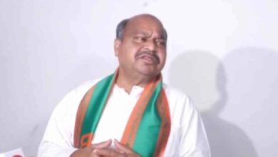 ‘वंदे मातरम’ विवाद पर पुरंदर मिश्रा का कांग्रेस पर हमला, बोले- भारत माता का सम्मान करने वाला ही देश में राज करेगा ‘वंदे मातरम’ विवाद पर पुरंदर मिश्रा का कांग्रेस पर हमला, बोले- भारत माता का सम्मान करने वाला ही देश में राज करेगा