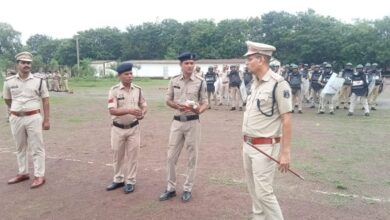 जांजगीर पुलिस ने किया बलवा ड्रिल अभ्यास, जवानों को दिए कानून-व्यवस्था के निर्देश जांजगीर पुलिस ने किया बलवा ड्रिल अभ्यास, जवानों को दिए कानून-व्यवस्था के निर्देश