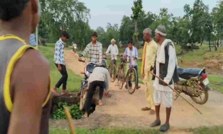 जनता के पैसों से बना पुल ढहा, सिंगरौली में भ्रष्टाचार के आरोपों से घिरा निर्माण कार्य