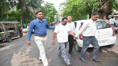 लाखों की रिश्वत का मामला, 6 महीने छिपने के बाद GST अधीक्षक ने किया आत्मसमर्पण लाखों की रिश्वत का मामला, 6 महीने छिपने के बाद GST अधीक्षक ने किया आत्मसमर्पण