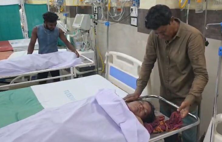 बिलासपुर में दर्दनाक सड़क हादसा, ट्रैक्टर पलटने से 2 मजदूरों की मौत, 5 गंभीर बिलासपुर में दर्दनाक सड़क हादसा, ट्रैक्टर पलटने से 2 मजदूरों की मौत, 5 गंभीर