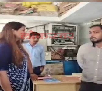 3 दिनों से बिजली आपूर्ति बाधित, विधायक भावना पहुंची सब स्टेशन