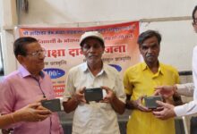सुनाई देने की दुर्बलता बुढ़ापे को दूभर बना देती है, श्रवण यन्त्र से 4 बच्चों व 9 बुजुर्गों की तकलीफ हुई दूर