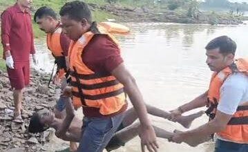 जन्मदिन की ख़ुशी मातम में बदली, नदी में दो बच्चे डूबे