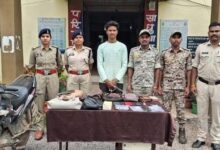 शौक और दोस्तों पर खर्च करने करता था झपटमारी