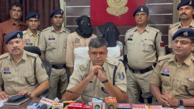 राज ज्वेलर्स लूट कांड के दो आरोपी गिरफ्तार, एक फरार