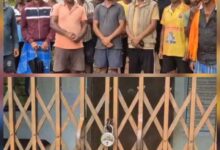 शिक्षकों की कमी से नाराज पालकों ने स्कूल के मुख्य द्वार पर लगाया ताला