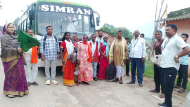 जशपुर से 204 श्रद्धालु प्रभु श्री रामलला दर्शन के लिए अयोध्या रवाना