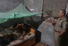 बंद कमरे से युवक का खून से लथपथ शव बरामद