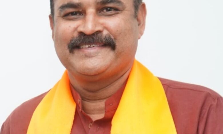 गुंडरदेही विधायक कुंवर सिंह निषाद अपनी औकात पहचाने – अभिषेक