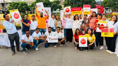 एक रक्तदान , दोस्ती के नाम ! 40 से अधिक लोगो ने रक्तदान करने दोस्ती की मिसाल पेश की एक रक्तदान , दोस्ती के नाम ! 40 से अधिक लोगो ने रक्तदान करने दोस्ती की मिसाल पेश की